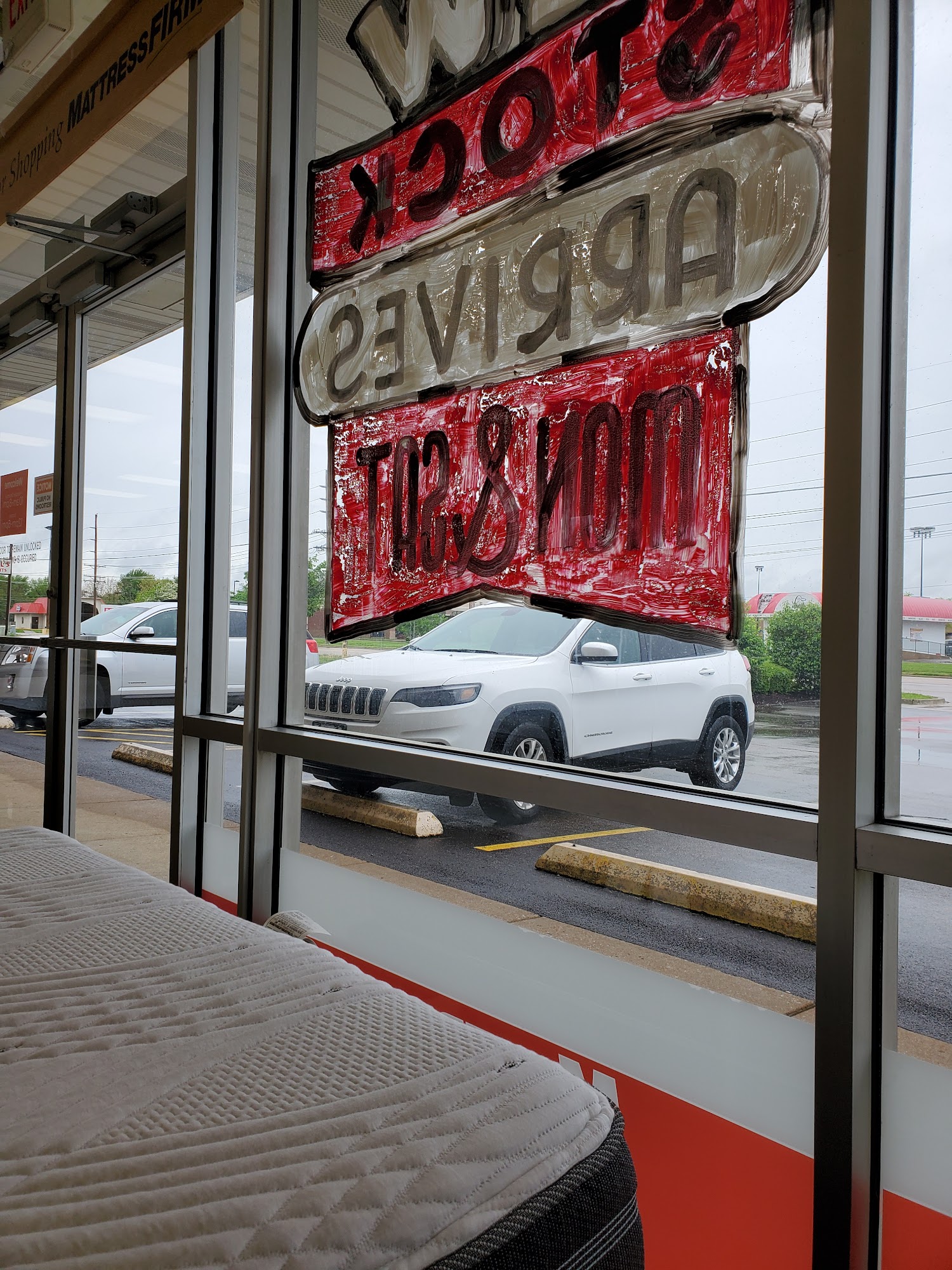 Mattress Firm Clearance Center Lincoln Trail