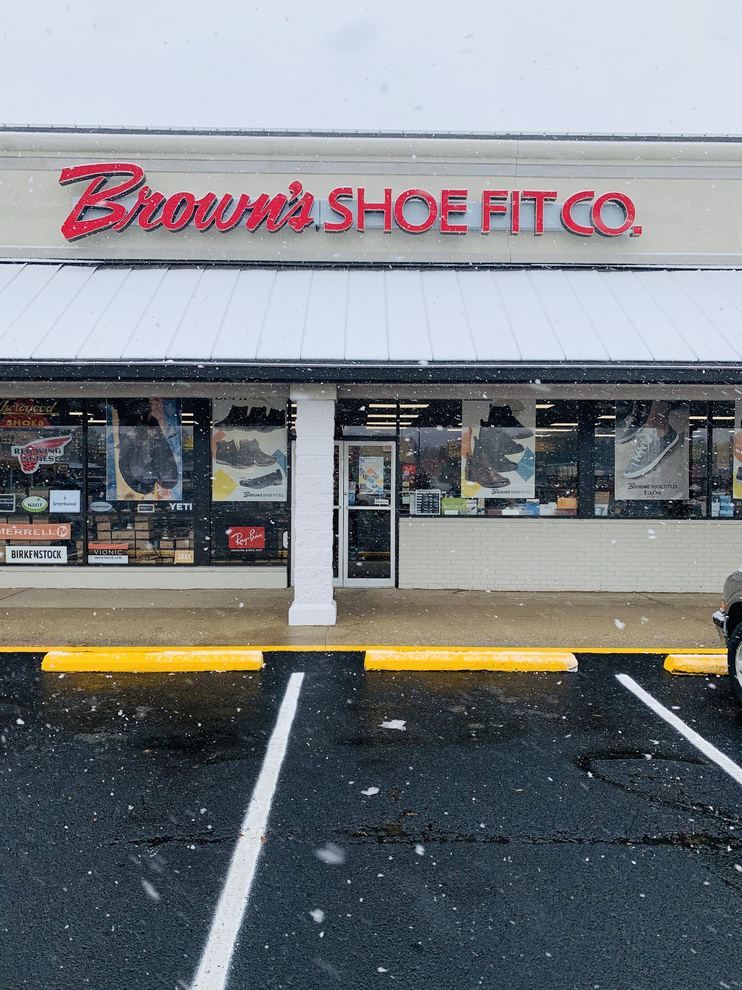 Brown's Shoe Fit Co.