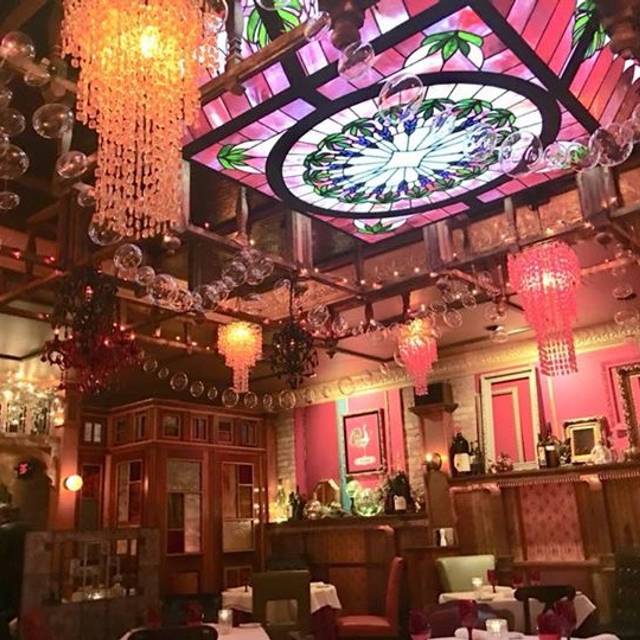 Photo credit: opentable