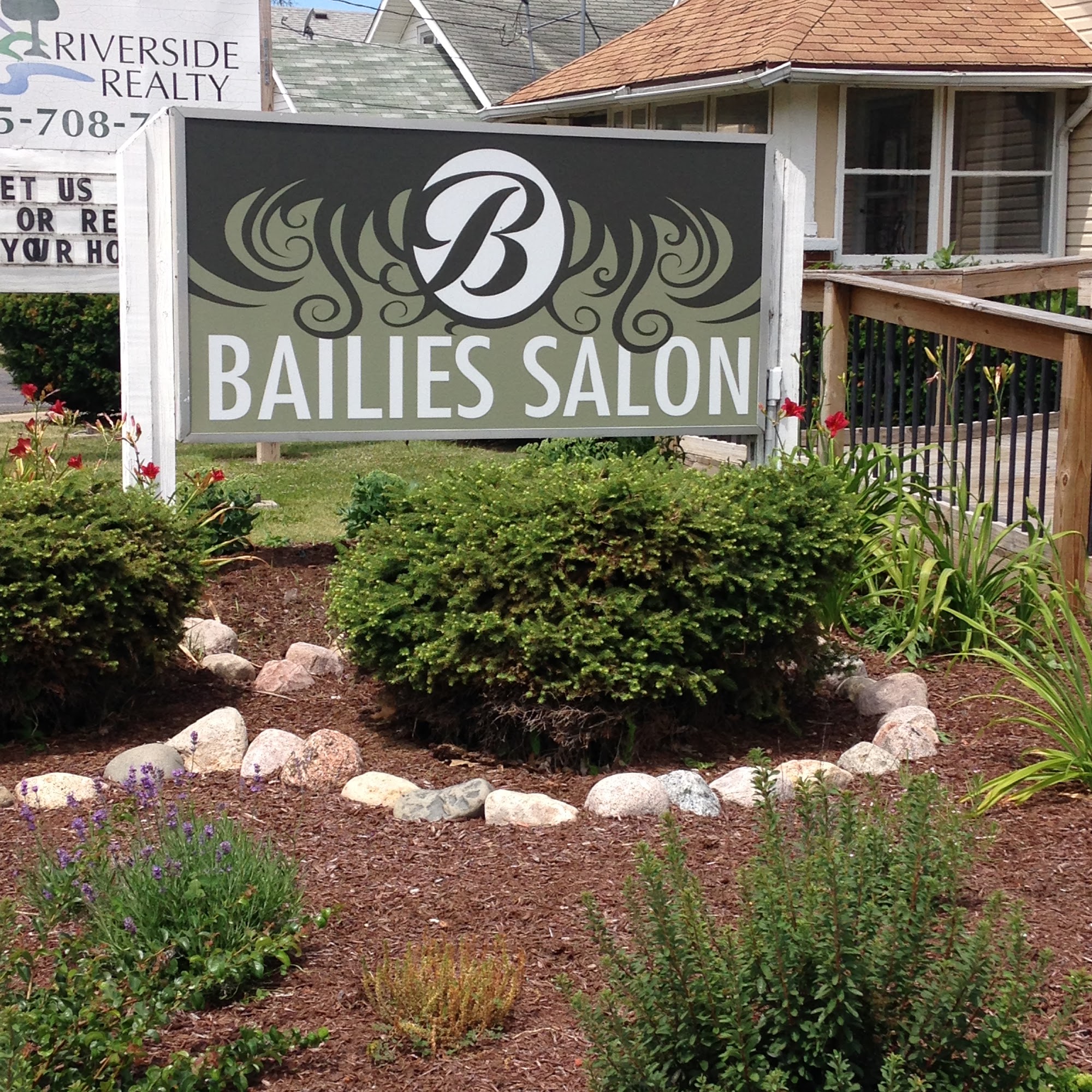 Bailie's Hair & Nail Studio