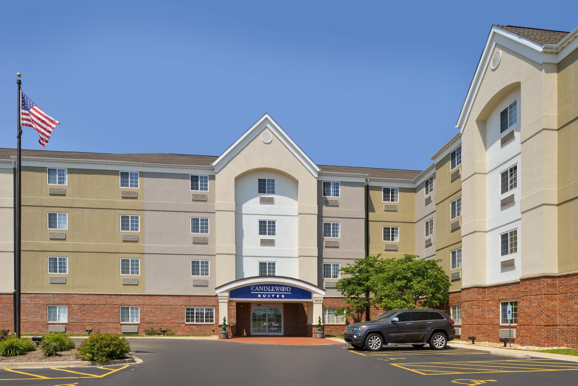 Candlewood Suites Bloomington-Normal, an IHG Hotel