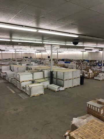 OTTAWA WAREHOUSE BARGAINS - Ottawa IL - Hours, Directions, Reviews ...
