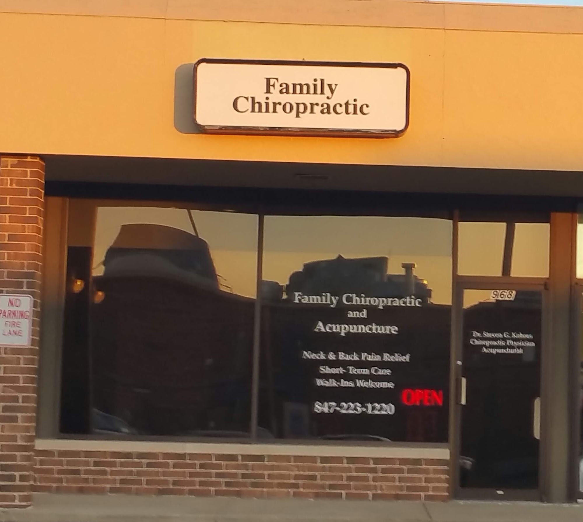 Family Chiropractic 968 E Rollins Rd, Round Lake Beach Illinois 60073