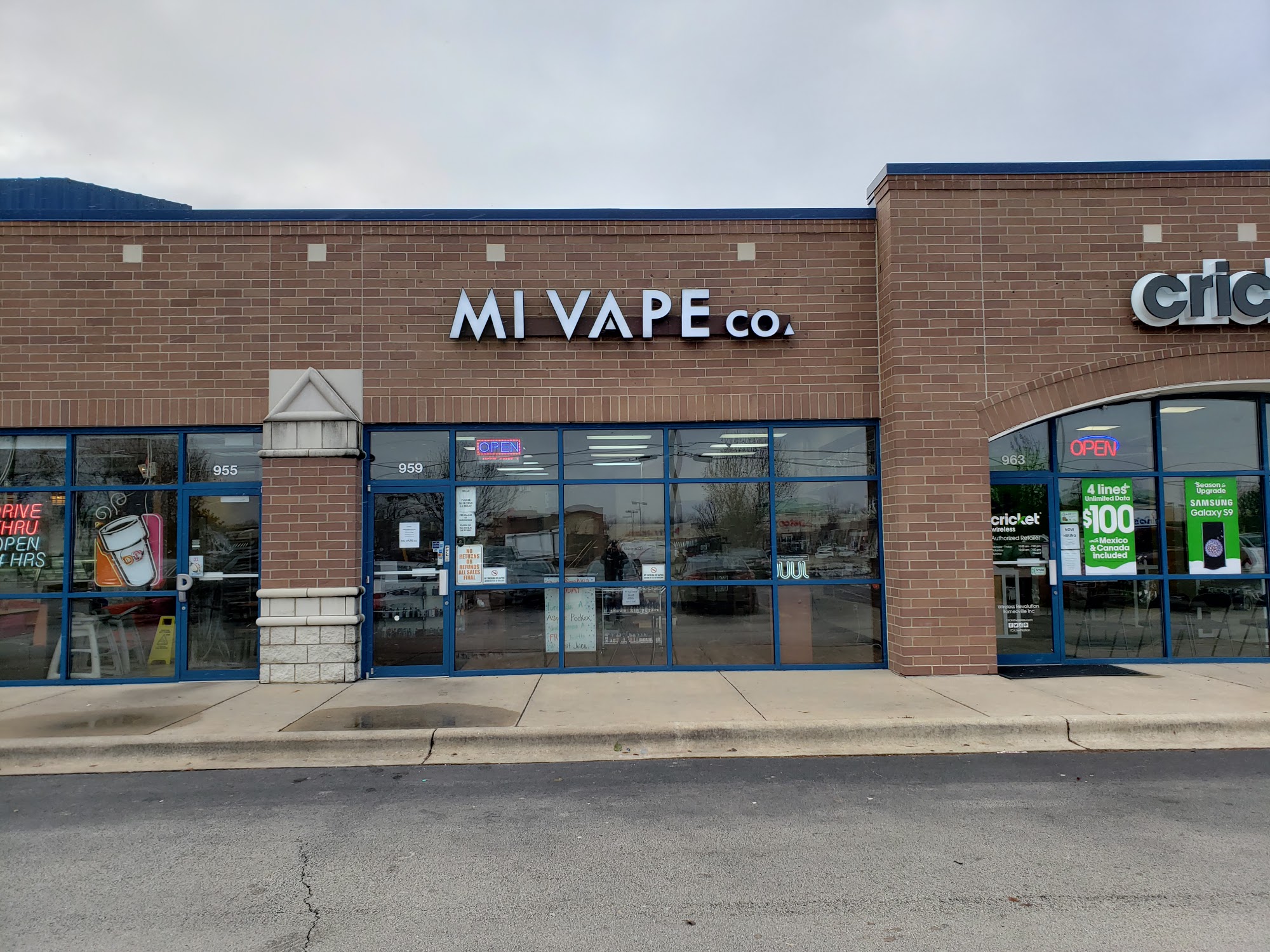 MI VAPE CO. - Shorewood