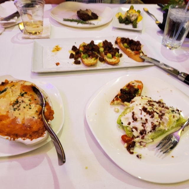 Photo credit: opentable