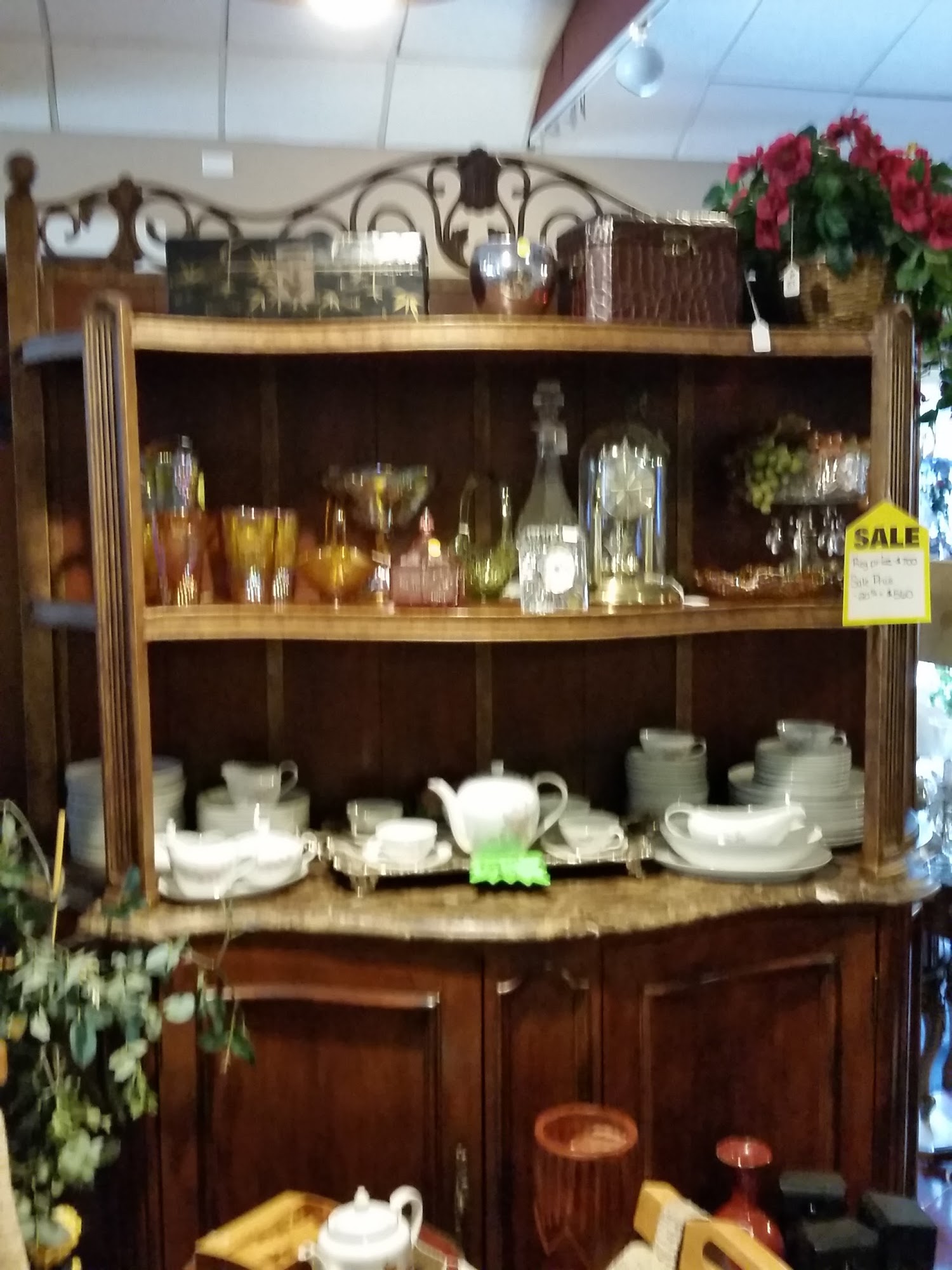 Cedar Lake Resale and Antiques