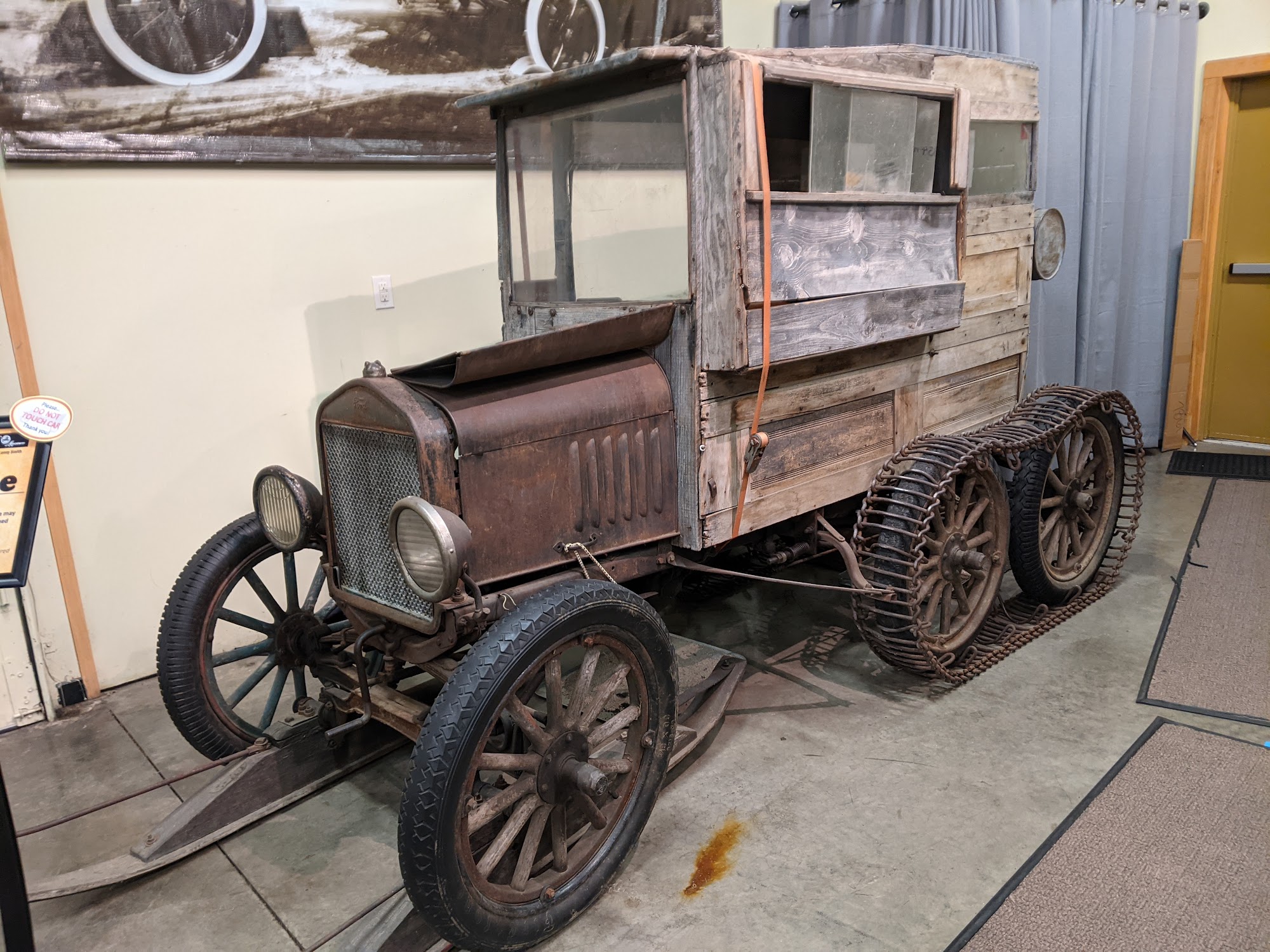 Model T Museum 309 N 8th St, Richmond