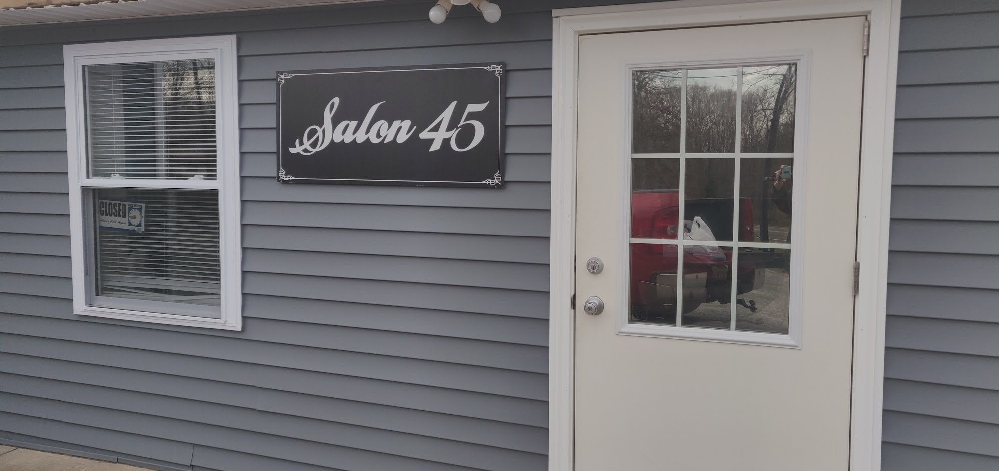 Salon 45 1605 IN-45, Solsberry Indiana 47459