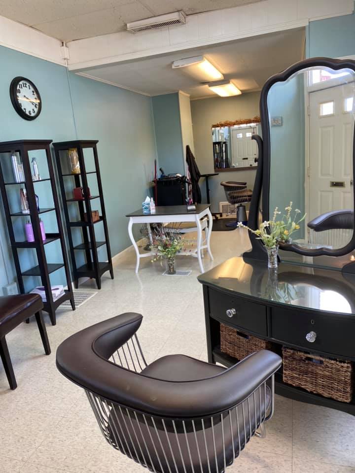 Hair Peace Salon (Patti Jakowczyk Owner Since 1999)