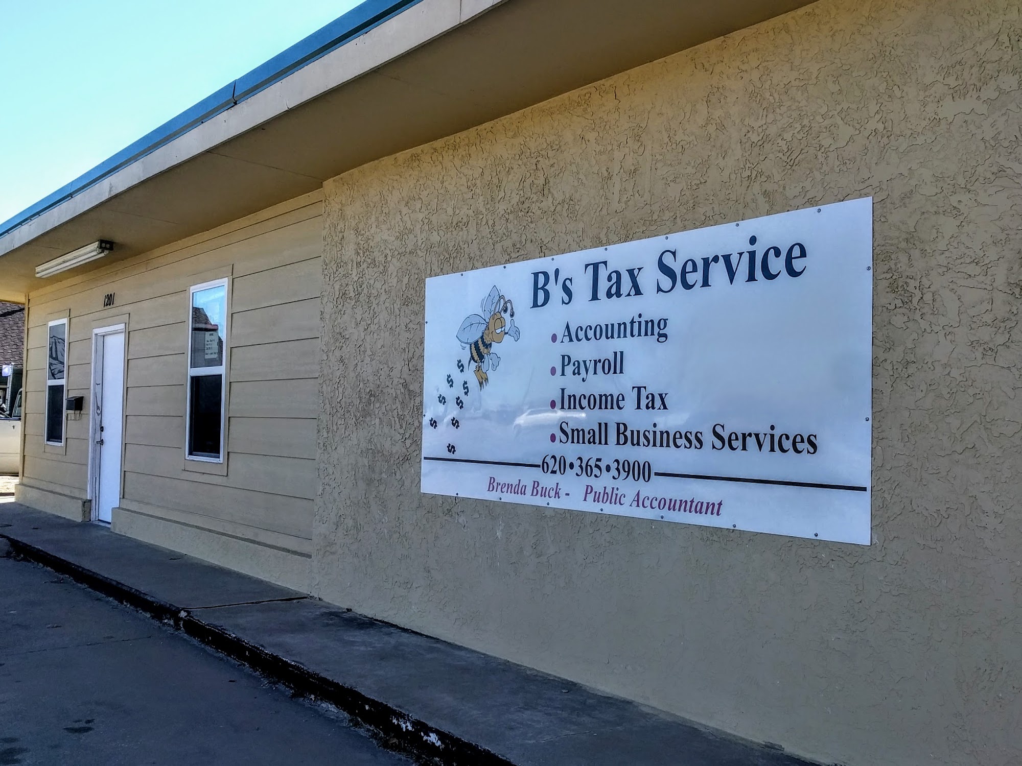 B's Tax Services LLC 1201 East St, Iola Kansas 66749