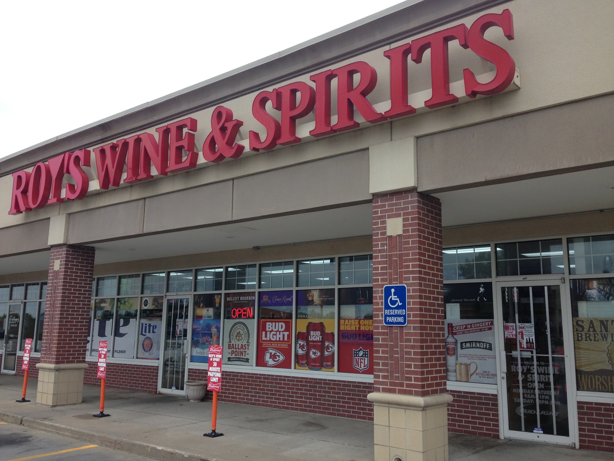 Roy's Wine & Spirits