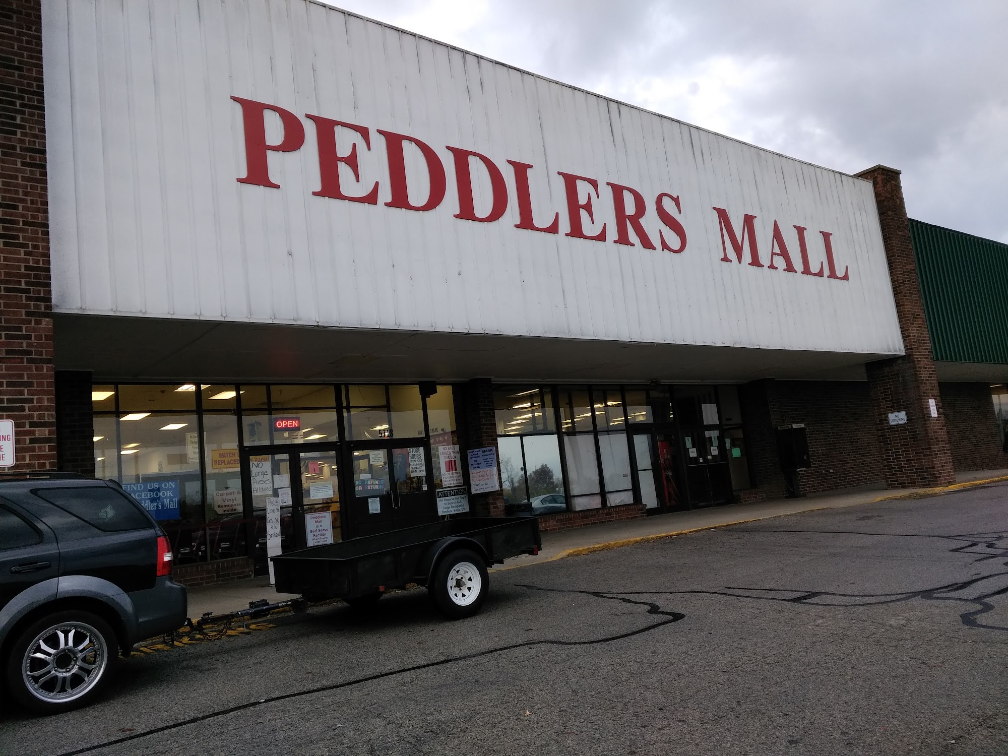 Outer Loop Peddlers Mall