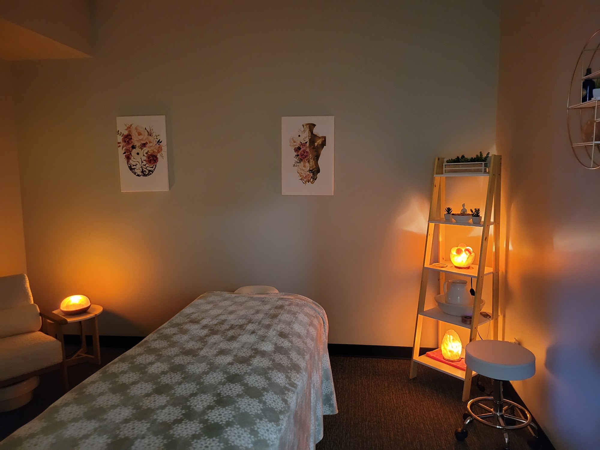 Metta Massage & Therapeutics