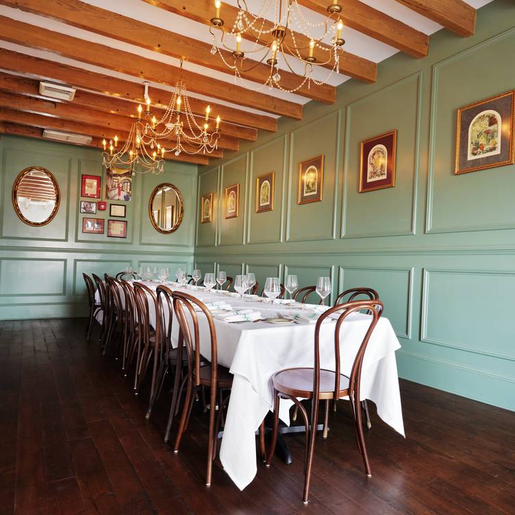 Photo credit: opentable