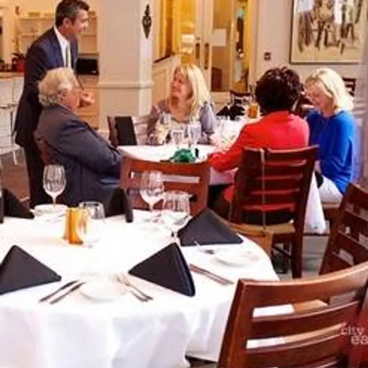 Photo credit: opentable