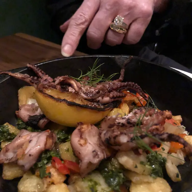 Photo credit: opentable