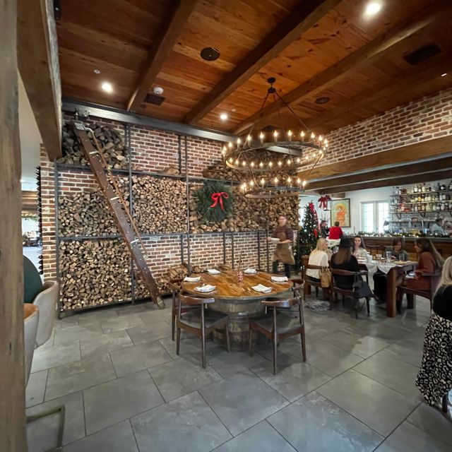 Photo credit: opentable