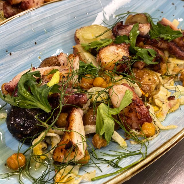 Photo credit: opentable