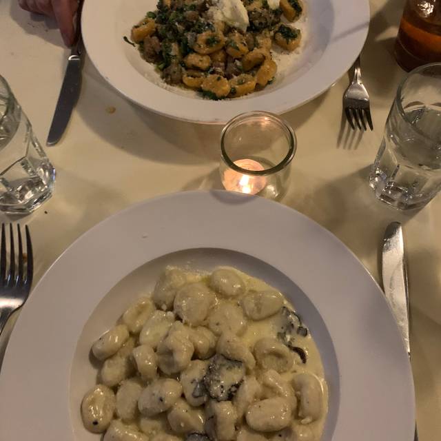 Photo credit: opentable