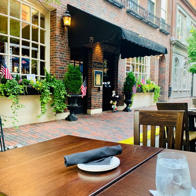 Photo credit: opentable