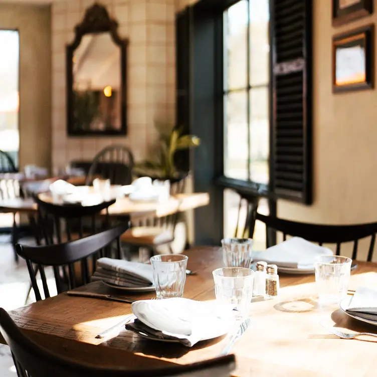 Photo credit: opentable