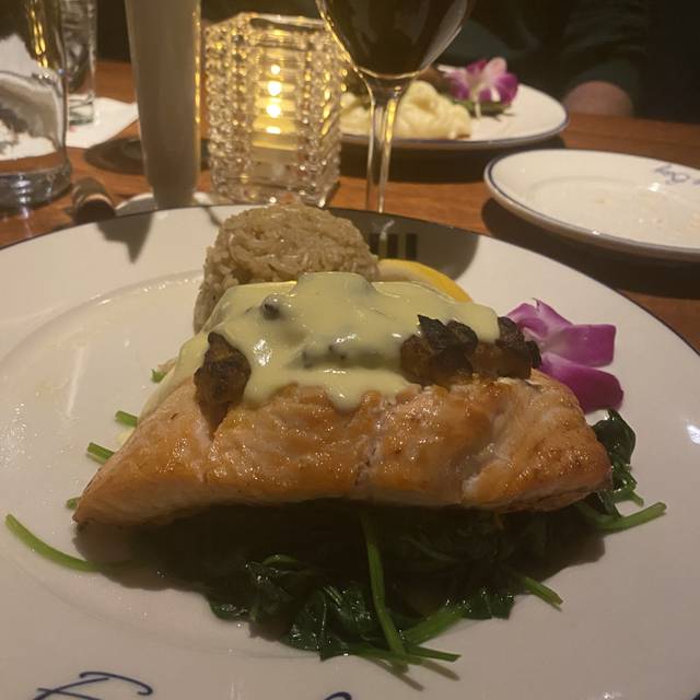 Photo credit: opentable