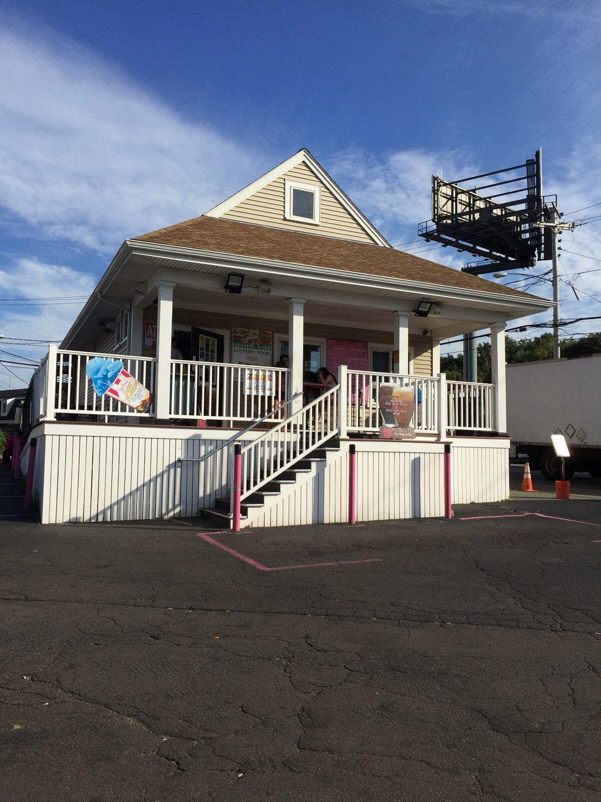 Photo credit: nextdoor