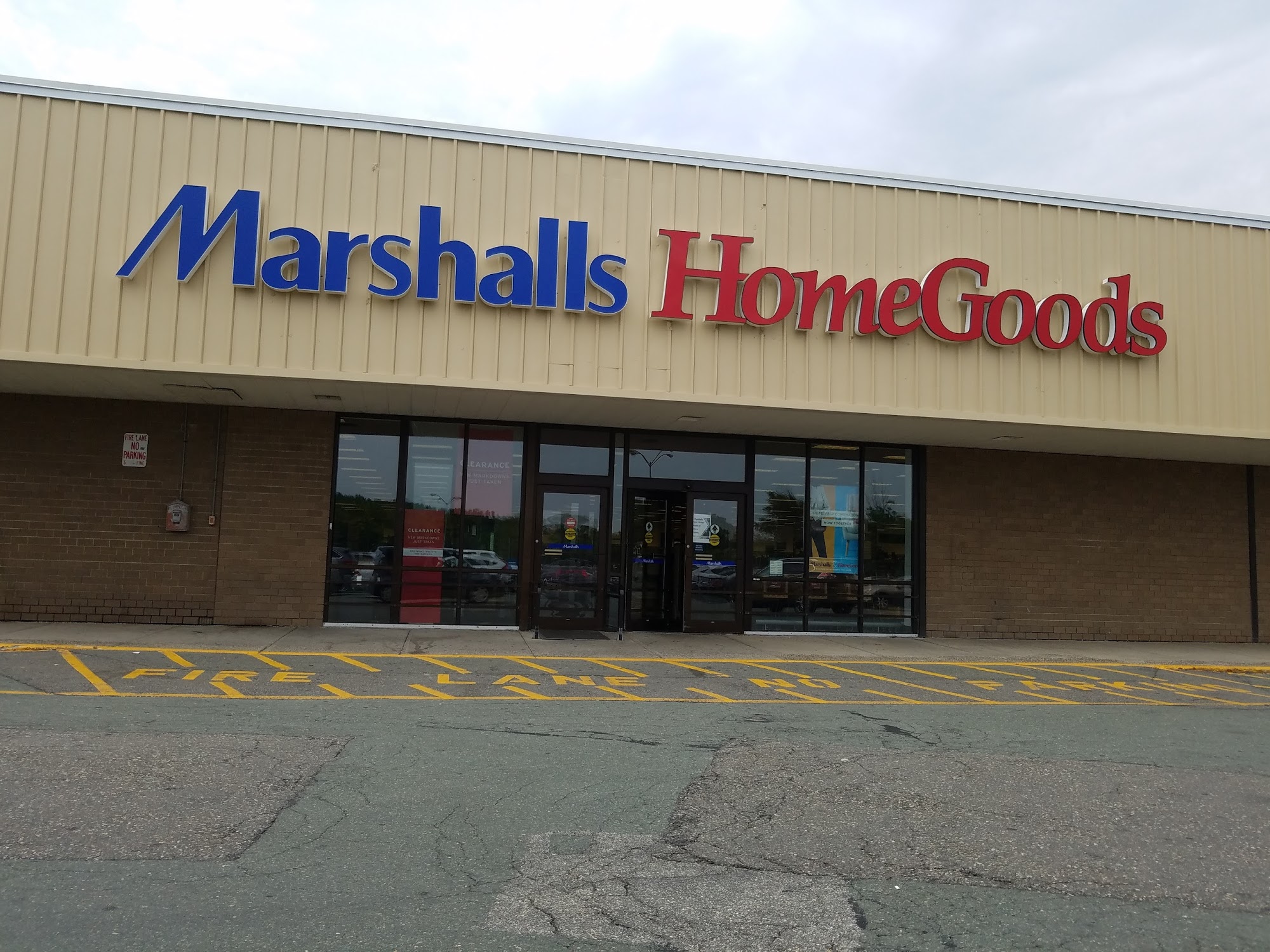 Marshalls & HomeGoods