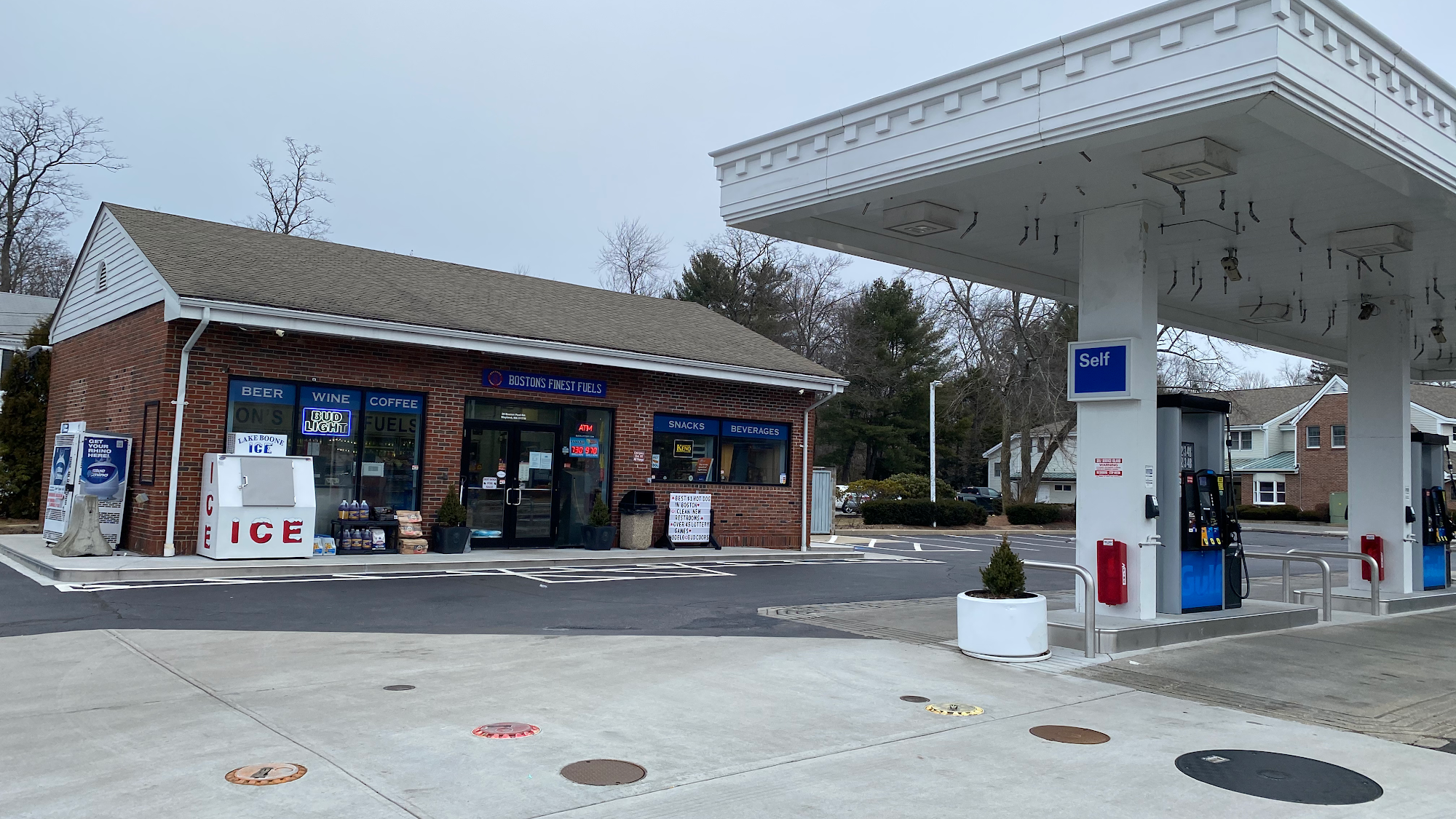 Gulf Gas Station/Boston's Finest Fuels Mart
