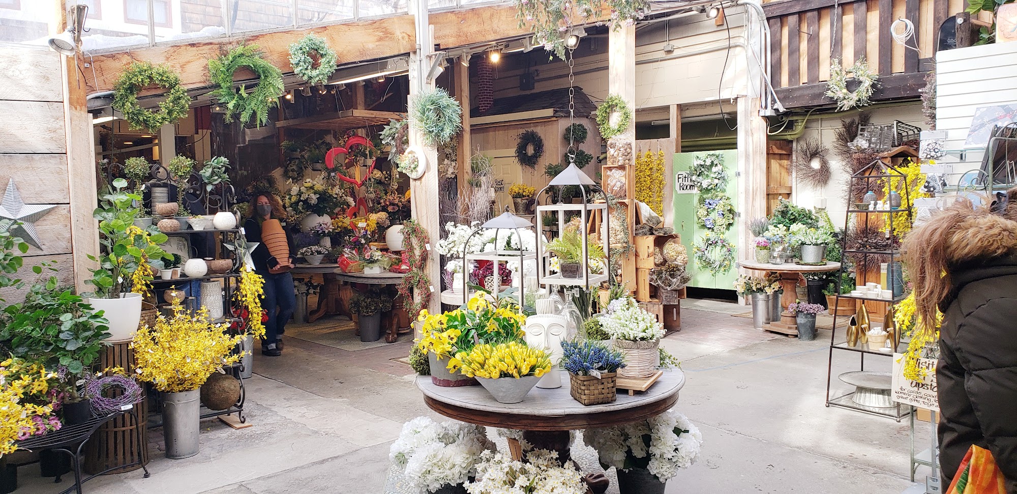 Russell's Garden Center