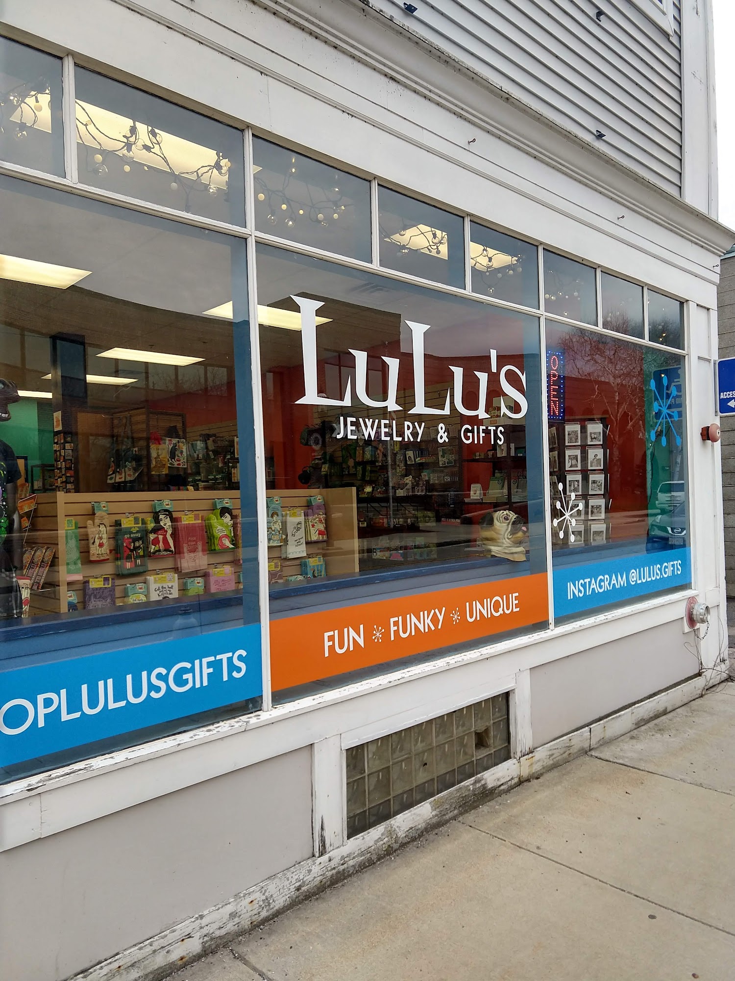 LuLu's Gems|Jewelry|Crystals|Gifts