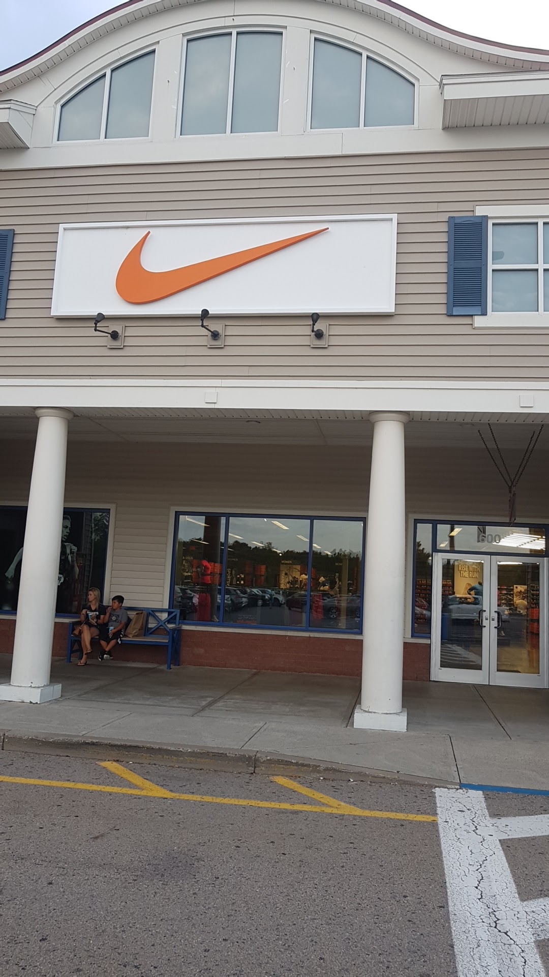 Nike Factory Store - Wrentham