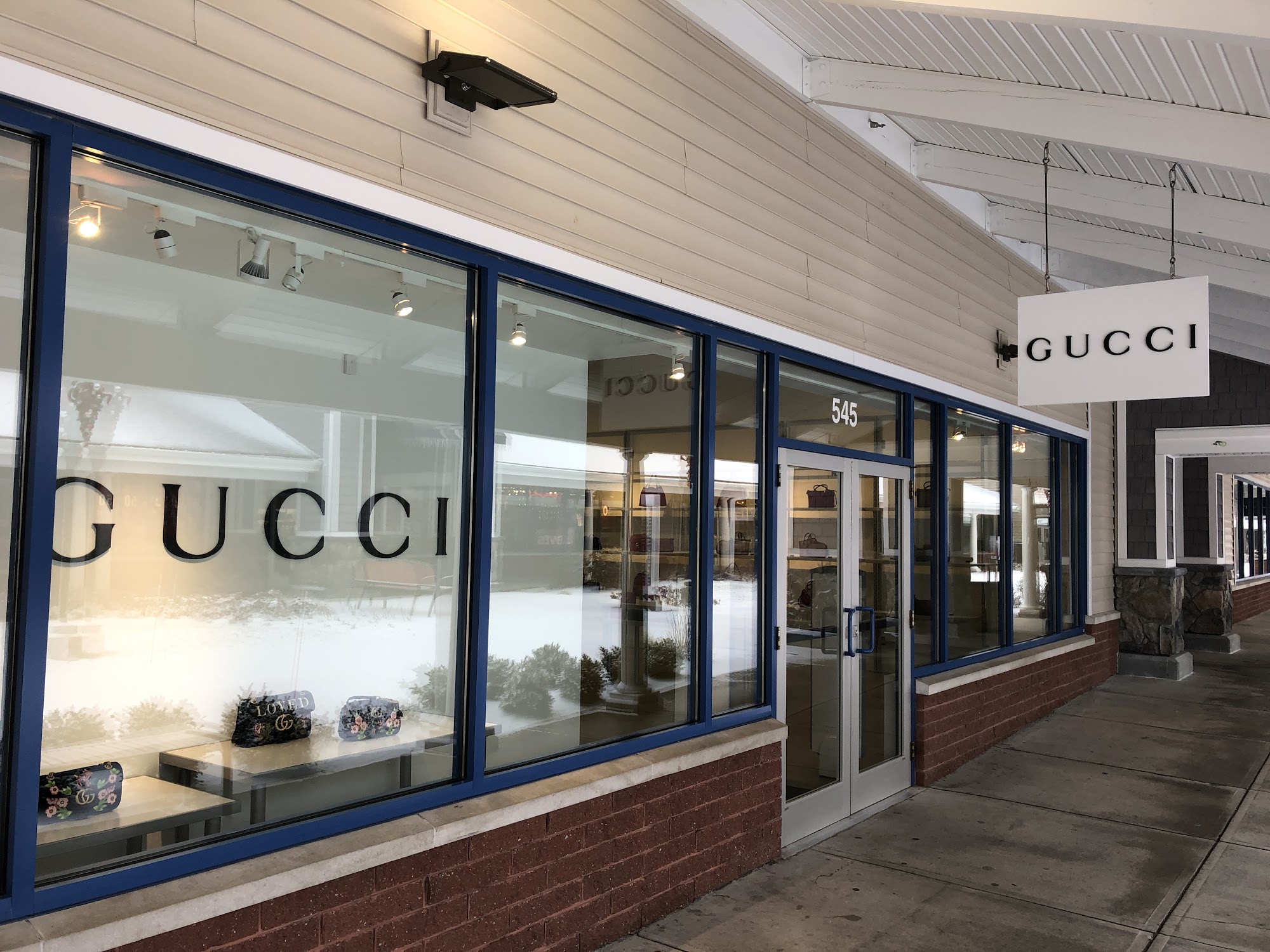 Gucci Outlet Wrentham