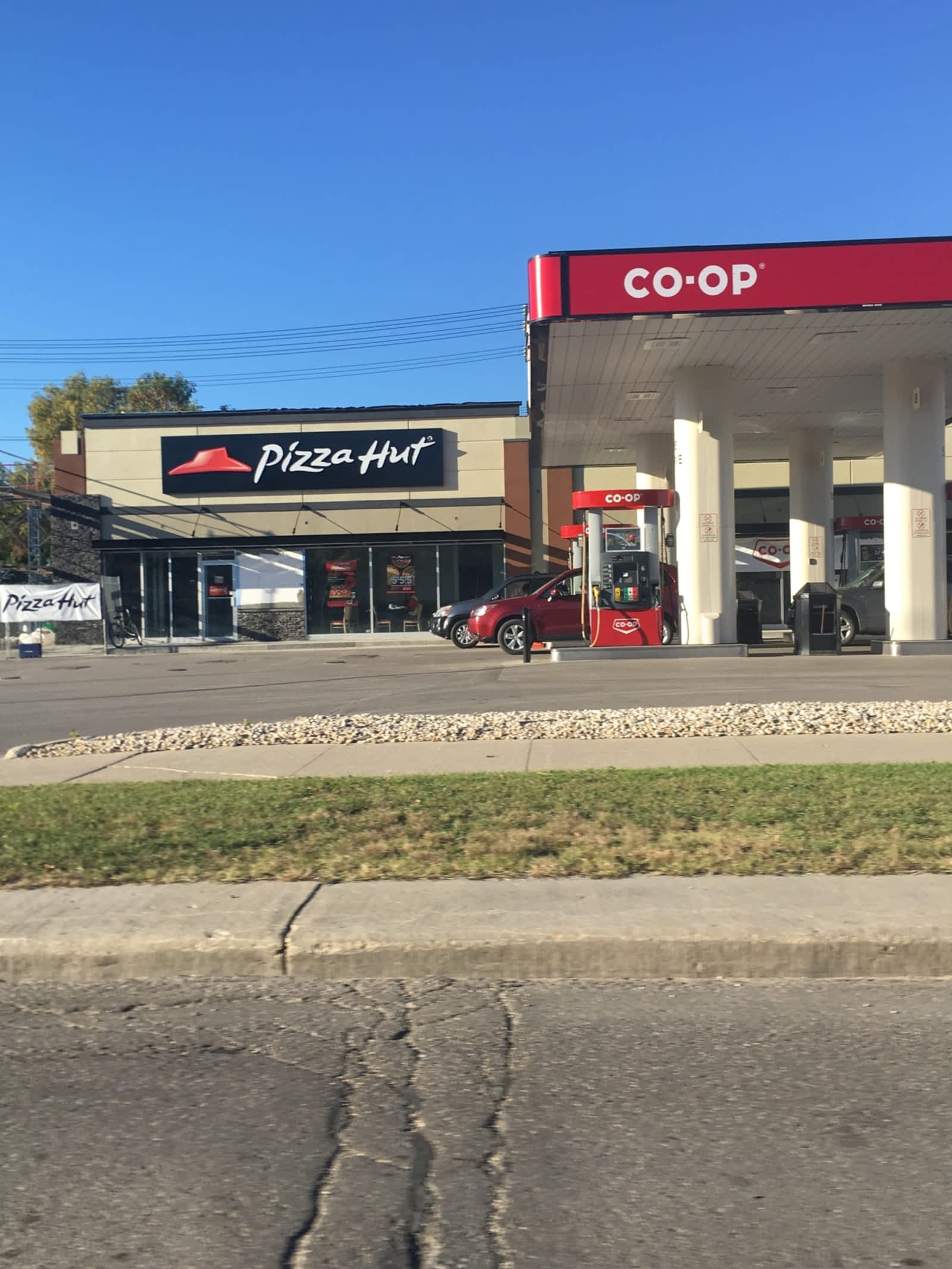 Photo credit: yellowpages.ca