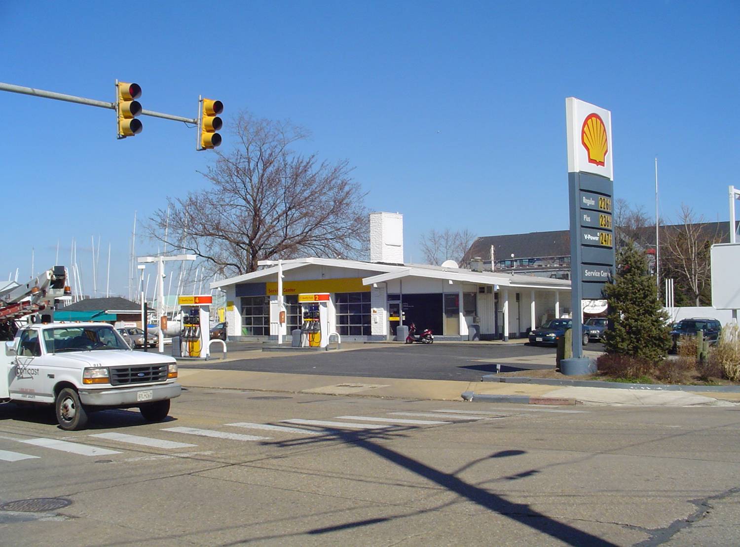 Eastport Shell-Sovereign Motorcars