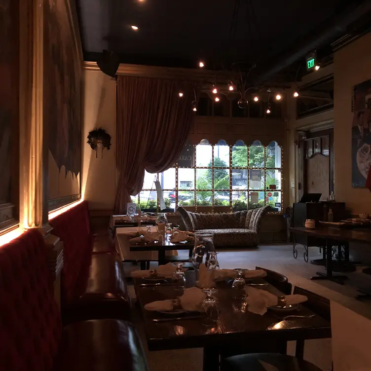 Photo credit: opentable