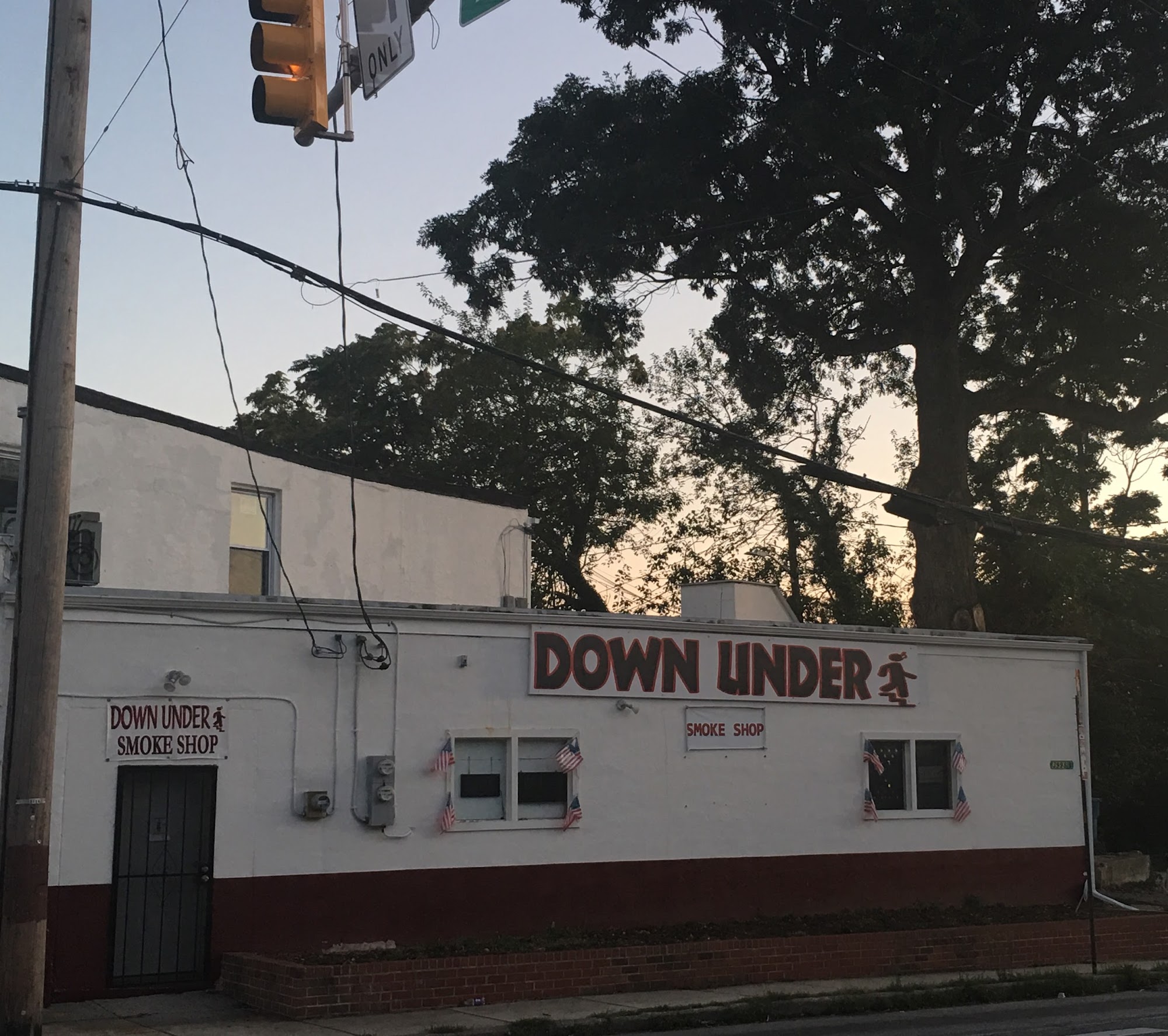 Down Under Smoke Shop