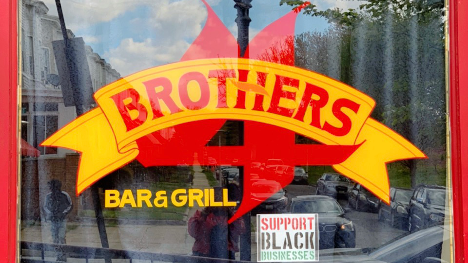 4 brothers bar & grill