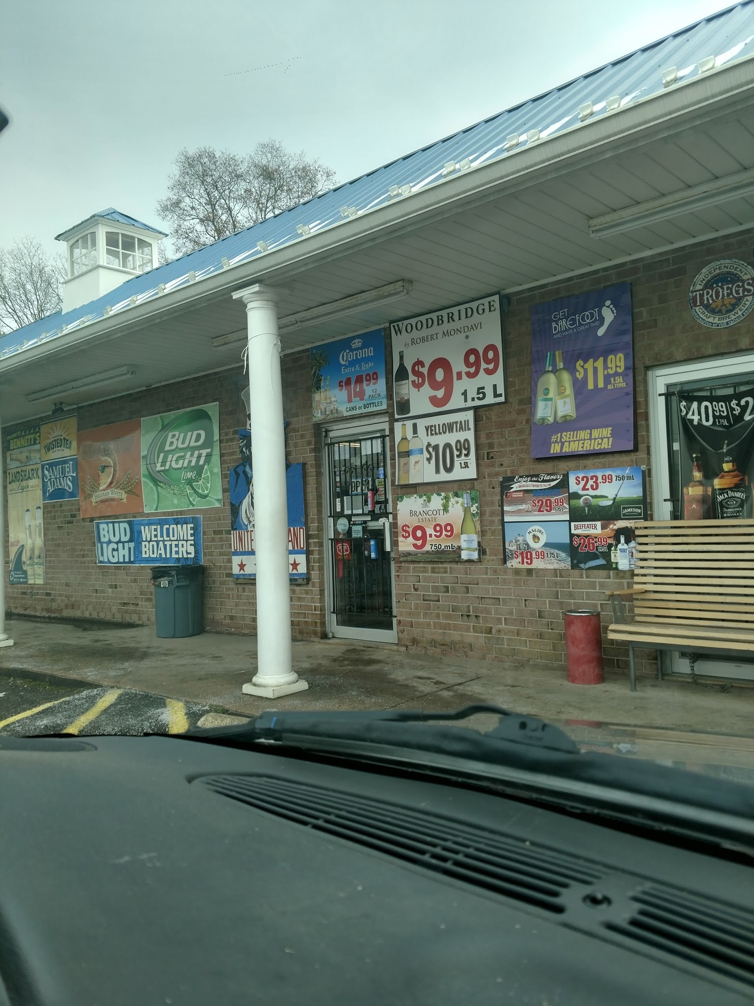 Bennett's Liquors