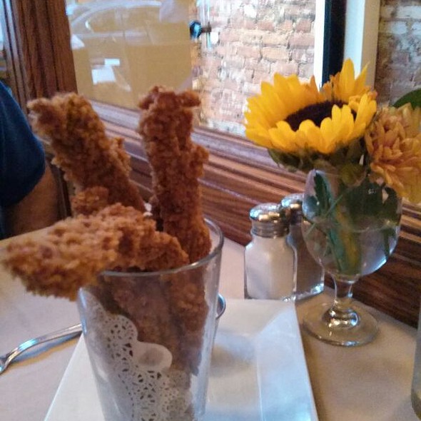 Photo credit: opentable