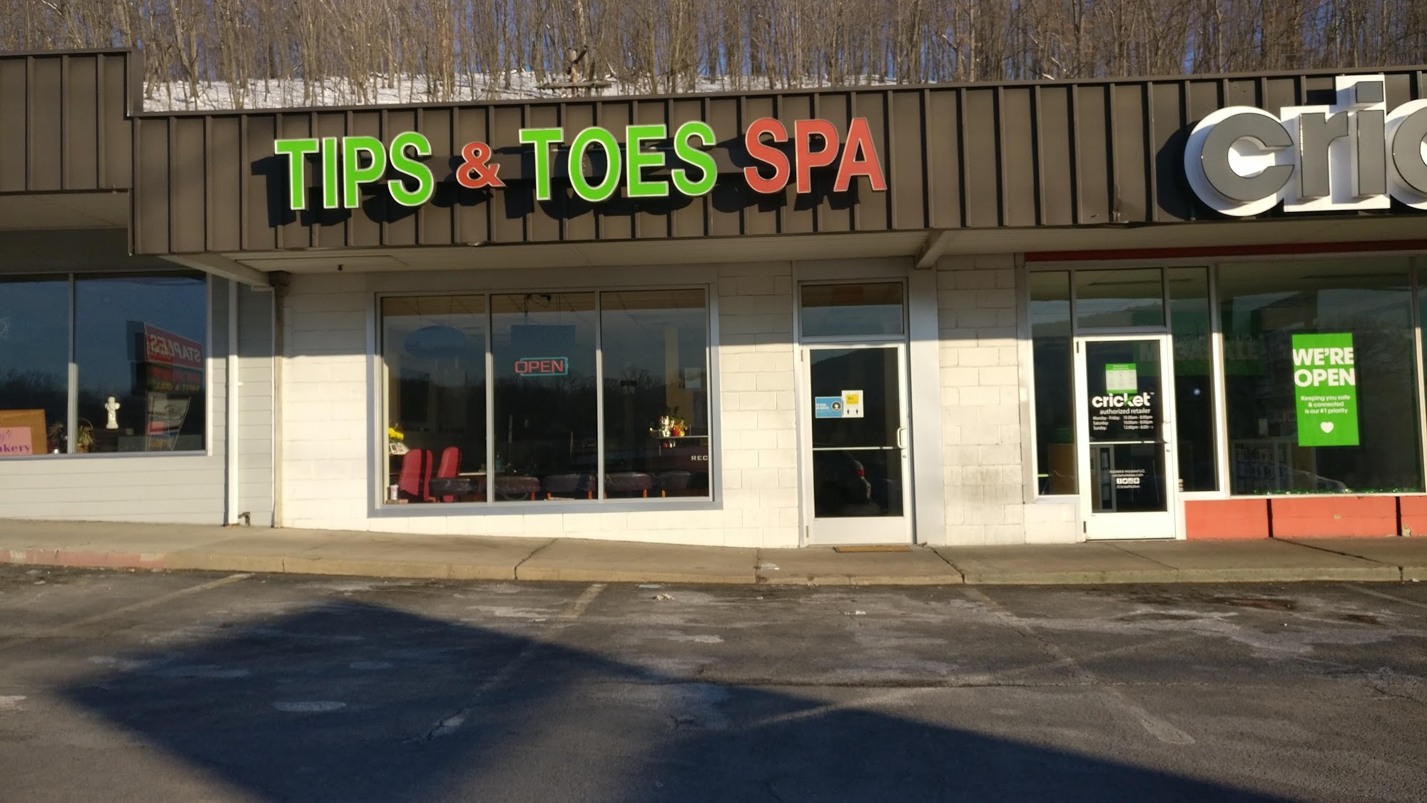 Tips And Toes Spa La Vale