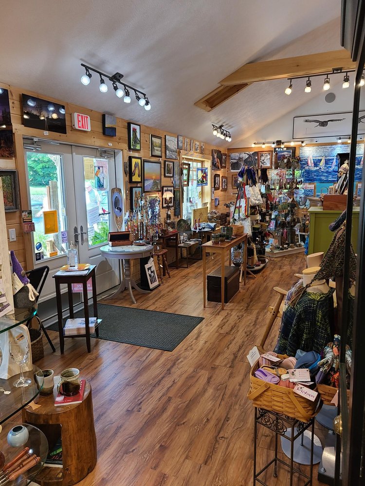 Full Circle Artisan's Gallery