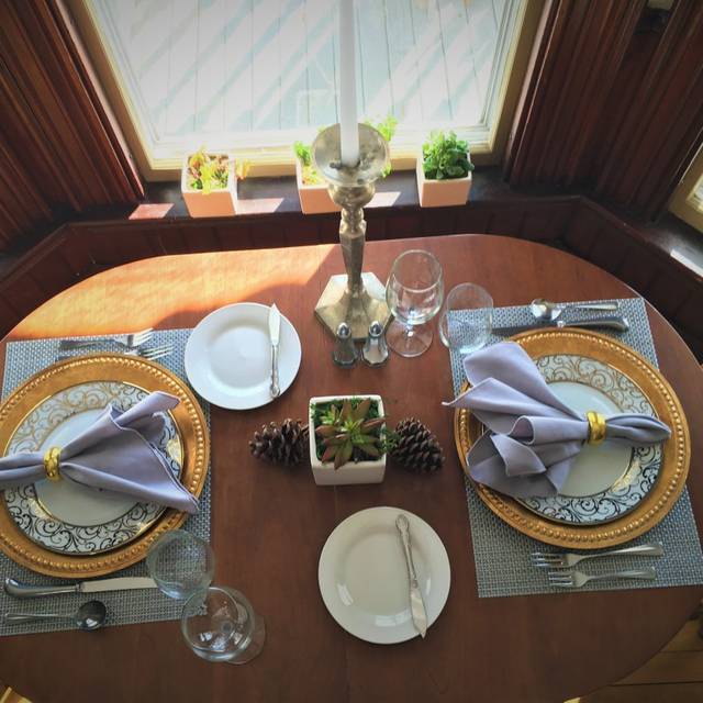 Photo credit: opentable