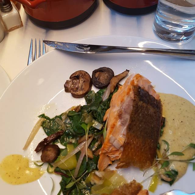 Photo credit: opentable