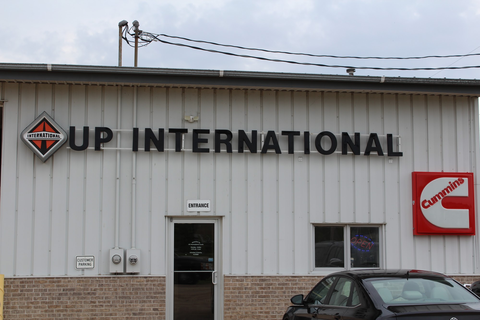 U.P. International Trucks