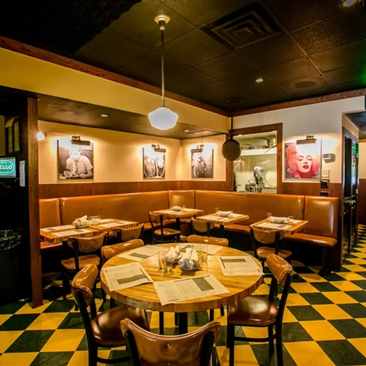 Photo credit: opentable