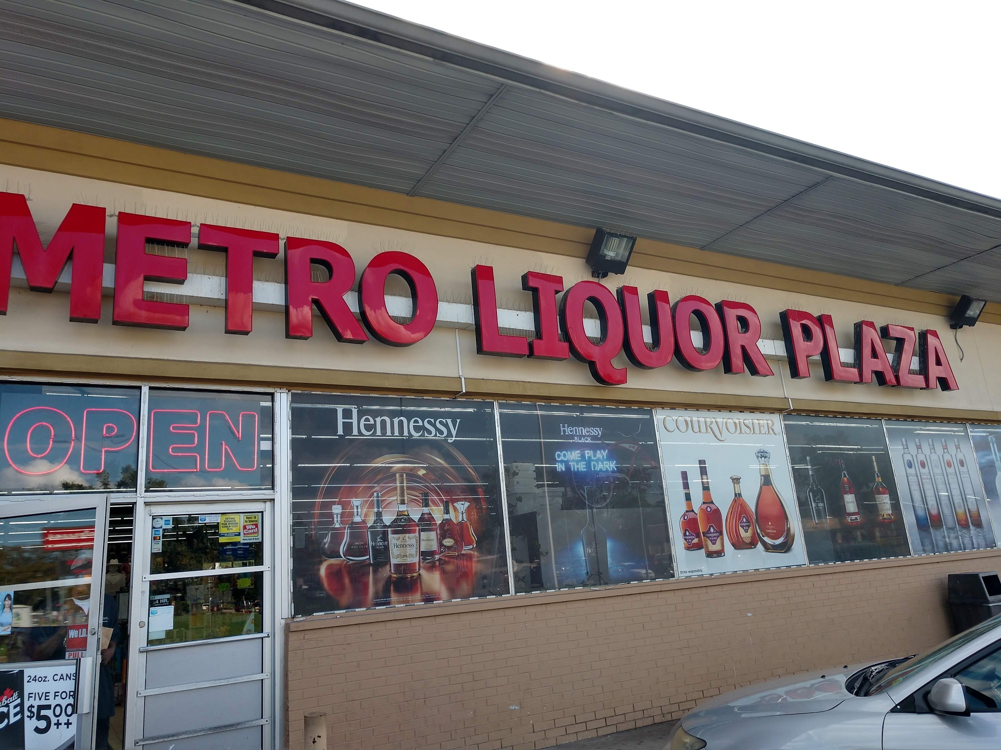 Metro Liquor Plaza