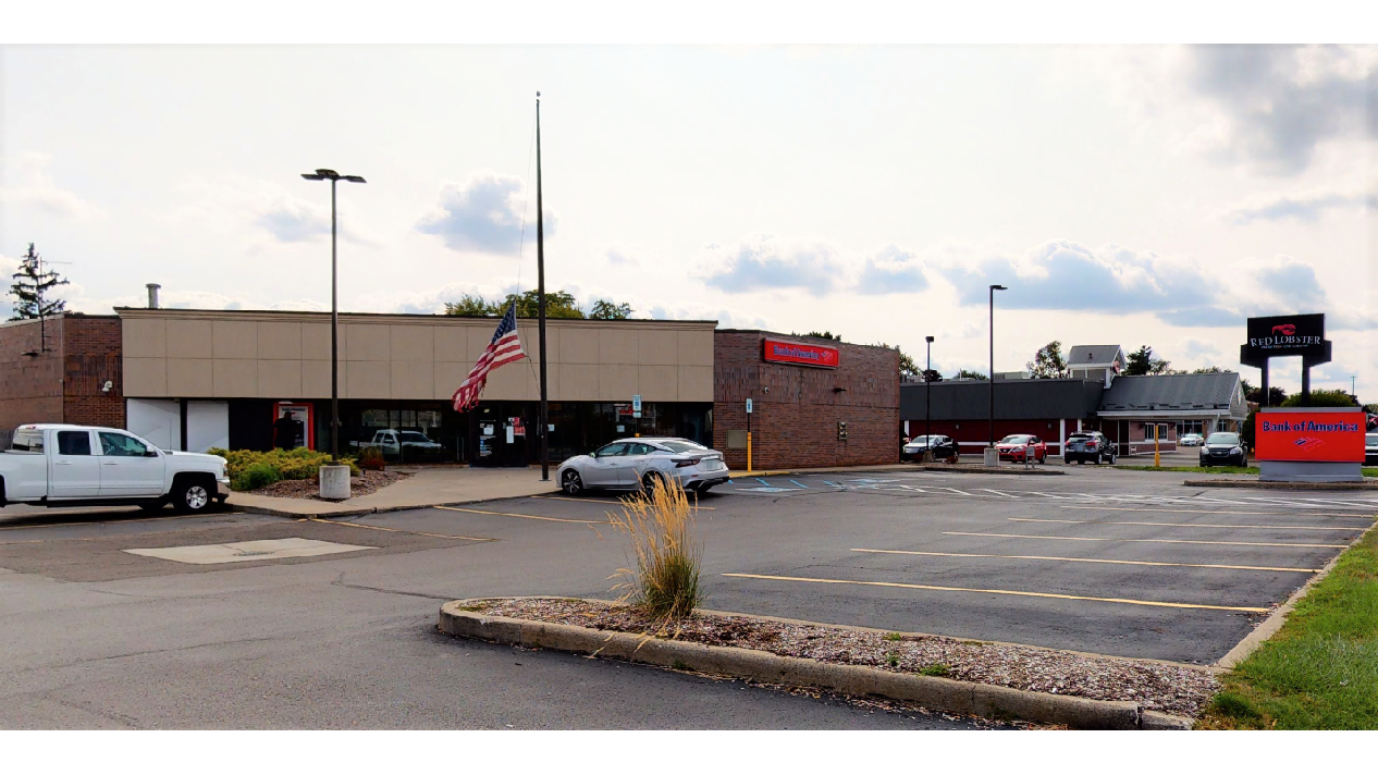 Bank of America (with Drive-thru ATM)