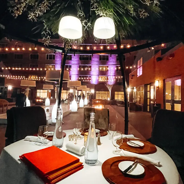 Photo credit: opentable