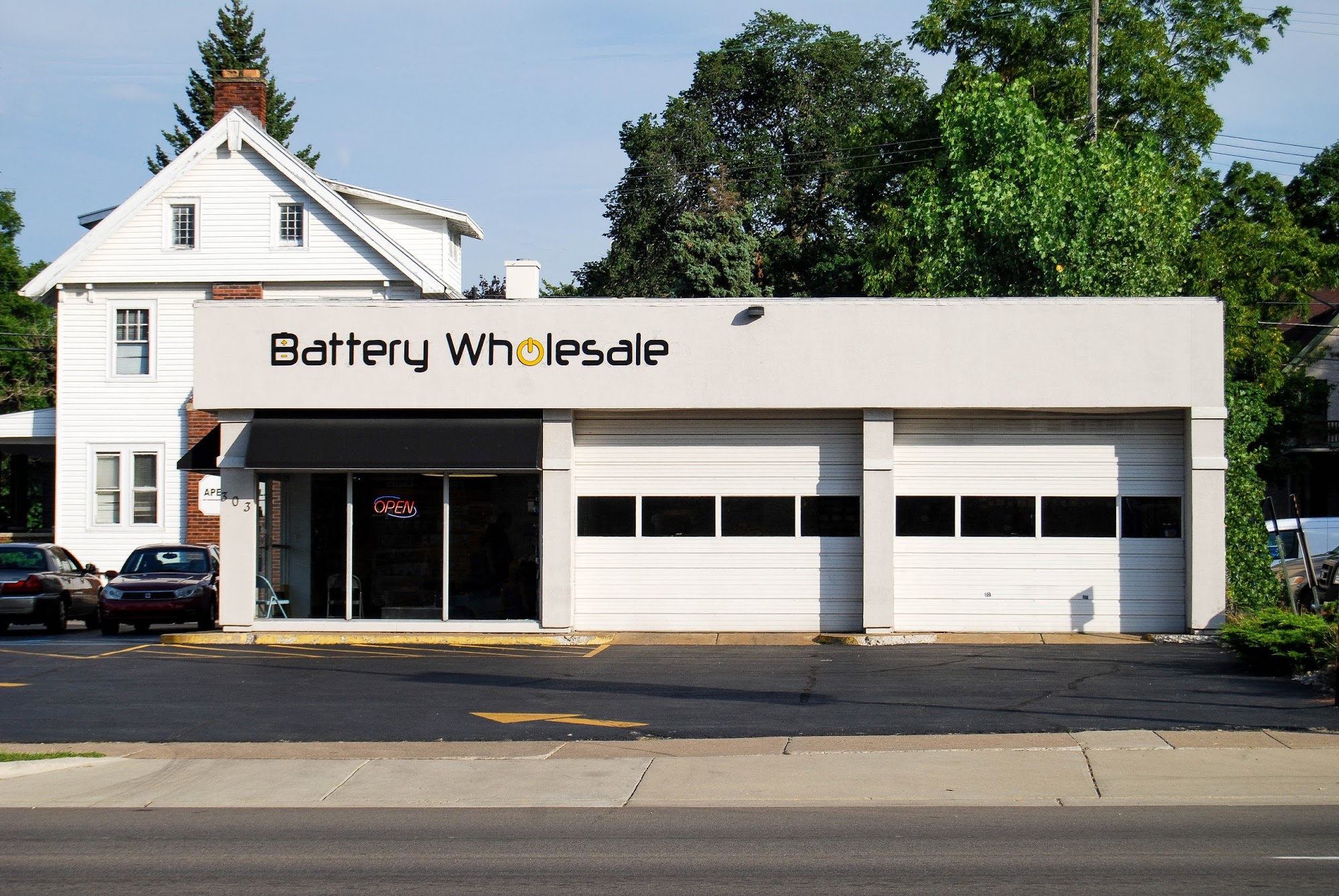 Battery Wholesale - Monroe, MI Battery Store